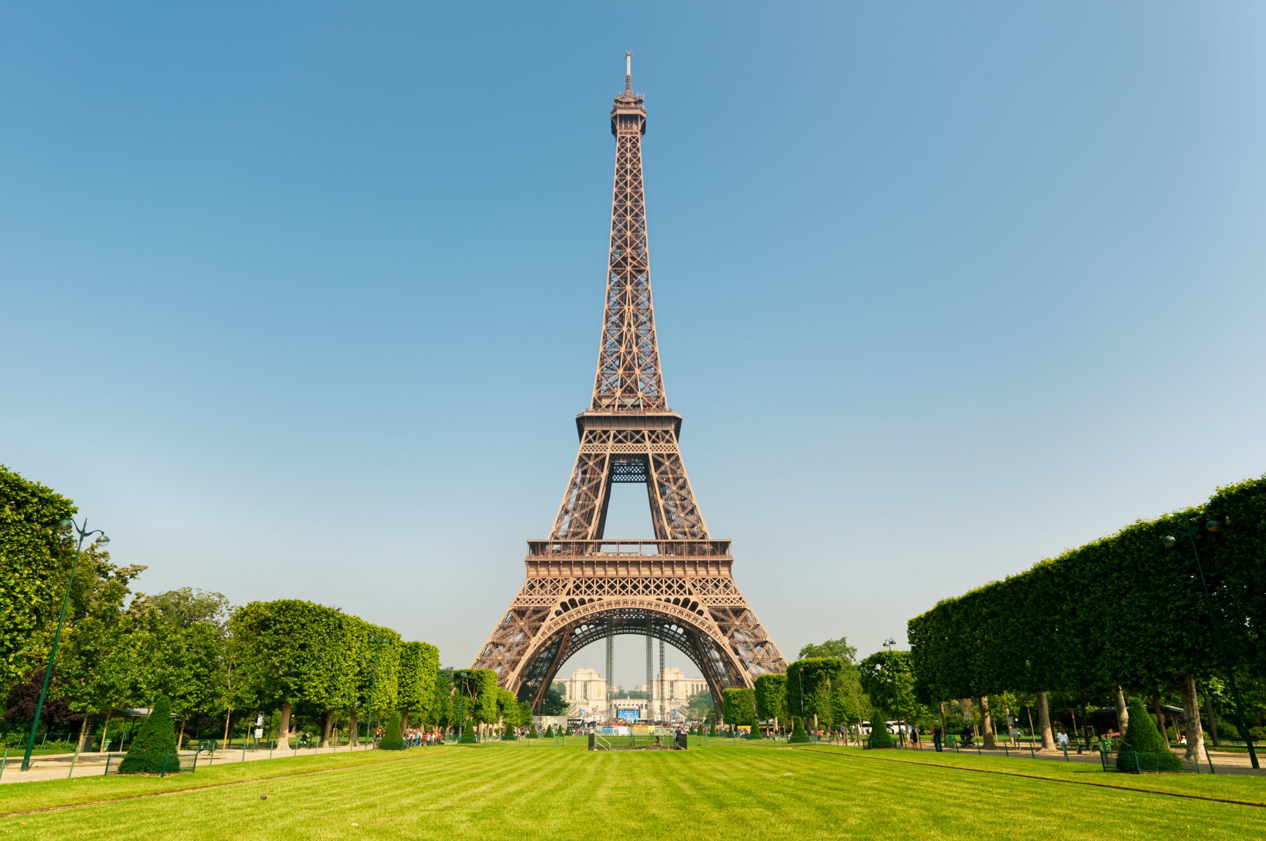 The Eiffel Tower reopened three months later – The End Time News